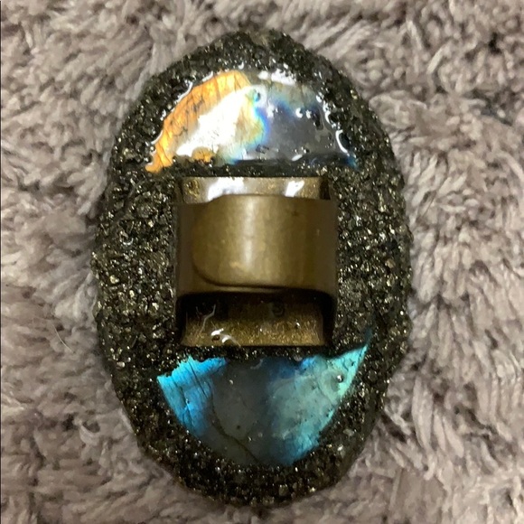 Gems of Bastet labradorite ring - Picture 4 of 8